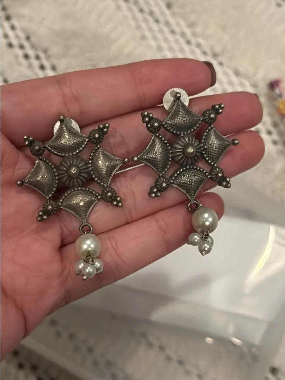 Oxidized Tone Filigree Pearl Drop Earrings